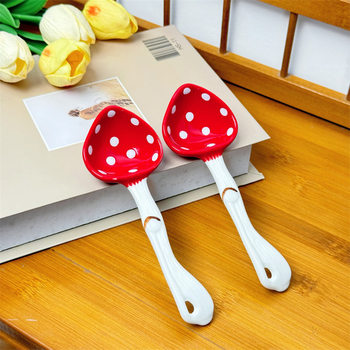 Wholesale Cute Mushroom Ceramic Spoons, Creative Eating Spoons, Small Spoons, Dessert Spoons, Exquisite Household Underglaze Color Spoons