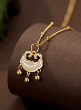 S925纯银镀黄金色首饰平安锁项链岁岁平安和田玉吊坠侧身包珠链女