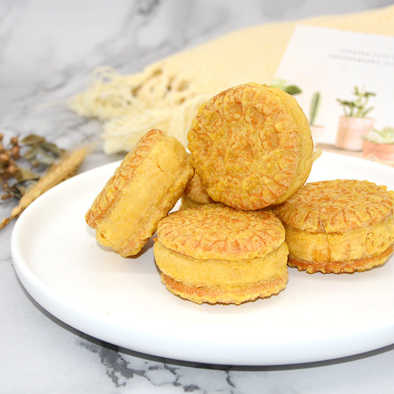 Mung bean cake crispy fried sandwich chestnut pumpkin cake bulk wholesale traditional snacks old-fashioned pastry