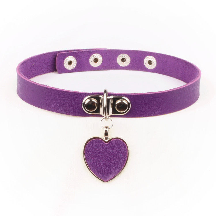 Japanese and Korean Soft Girl Anime Harajuku Punk Goth Heart Pendant Necklace Individually Packaged Leather Choker Necklace Bracelet