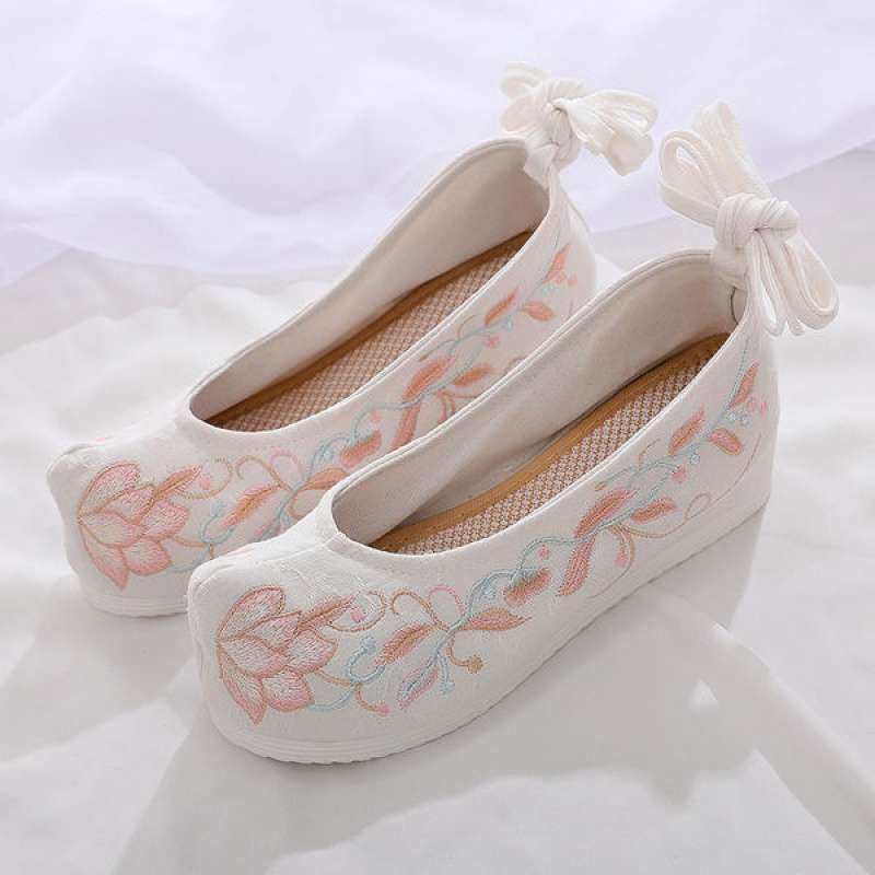 High-Heeled Hanfu Shoes for Women with Ancient Chinese Elements, Xiuhe Shoes with Internal Height Increase, Retro Fairy-Style Ancient Costume Ming Dynasty Embroidered Cloth Shoes