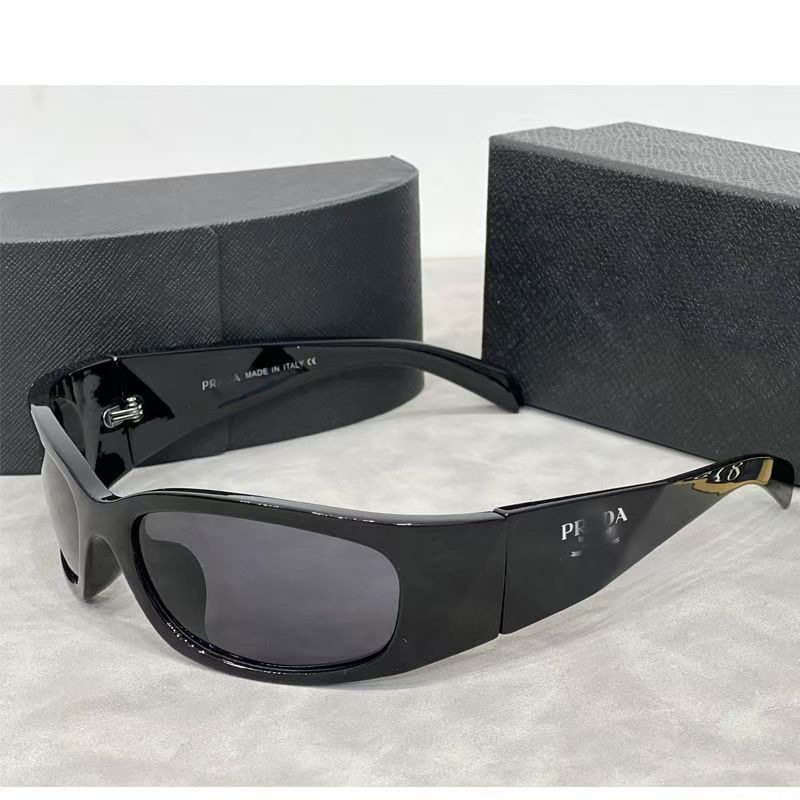 Cyber ​​​​future sense of men and women's sunglasses ins sunglasses Y2K European and American personality catwalk hip-hop style street shooting sun protection