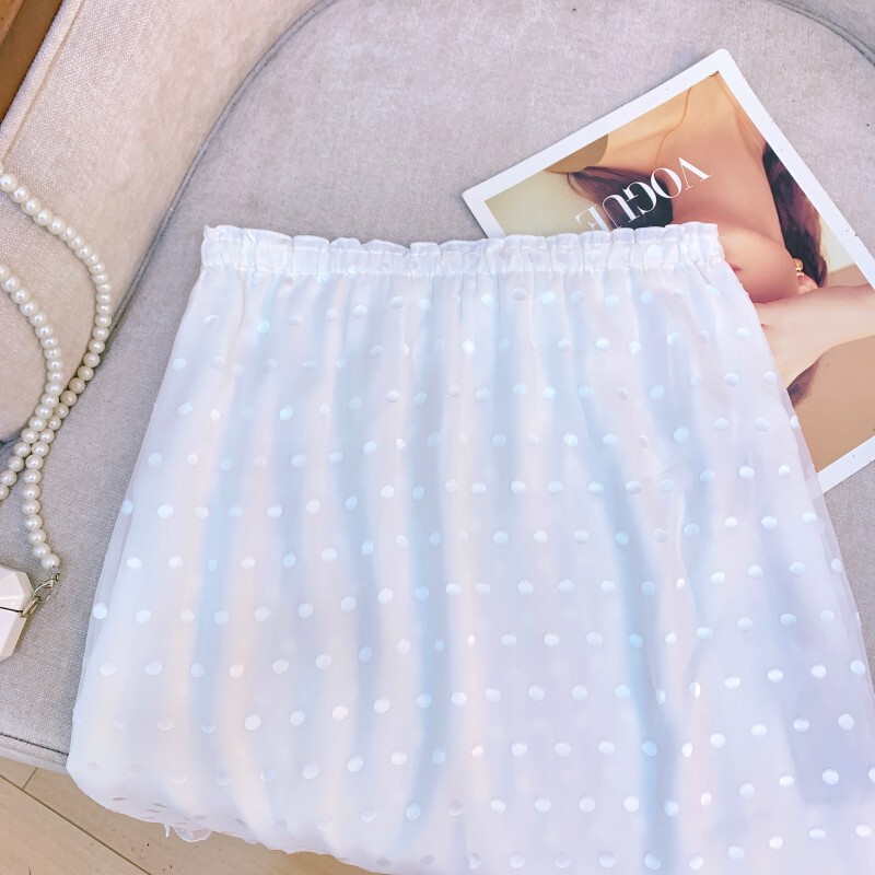 Chân váy midi voan lưới chấm bi trắng cạp chun viền bèo — Chấm bi