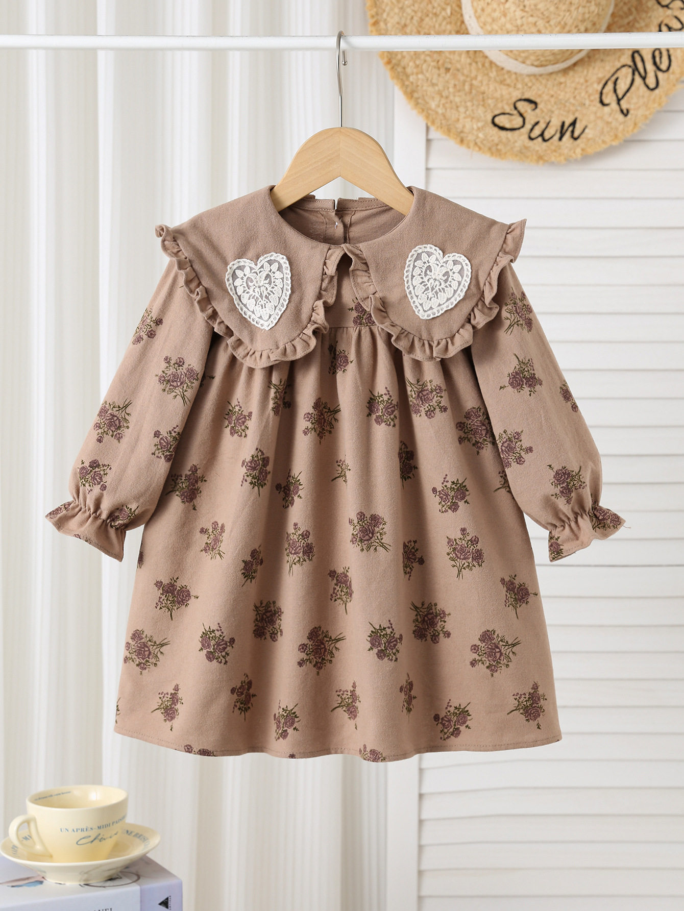 Children's Style Long Sleeve Skirt Baby Girl Square Neck Embroidered Princess Dress Trendy