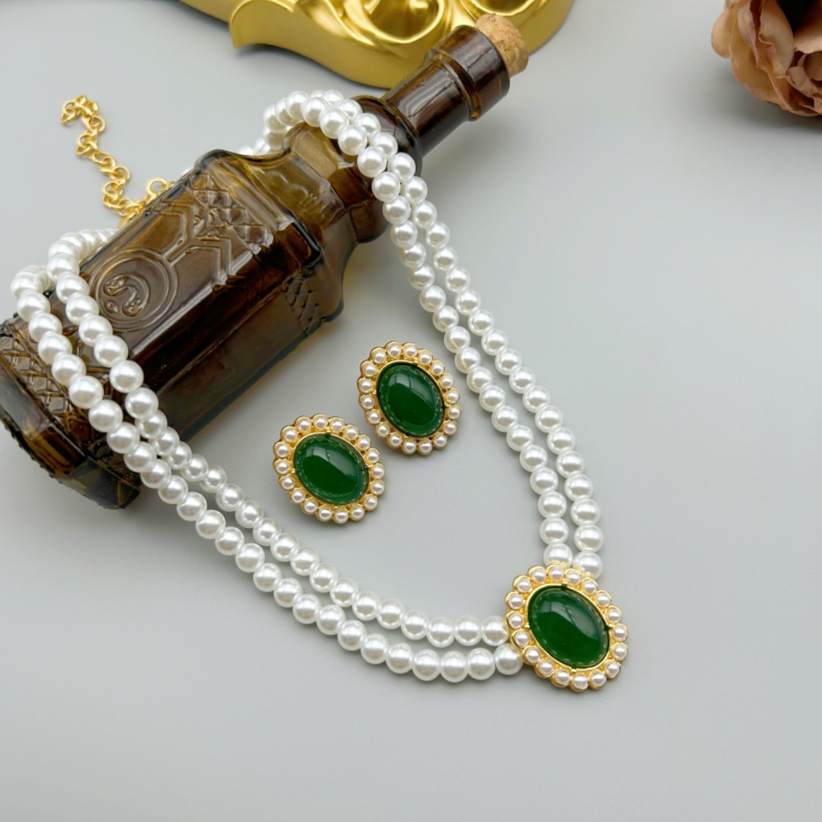 法式复古重工手工串珠耳环女优雅时尚耳钉祖母绿琉璃珍珠项链套装 - 图0