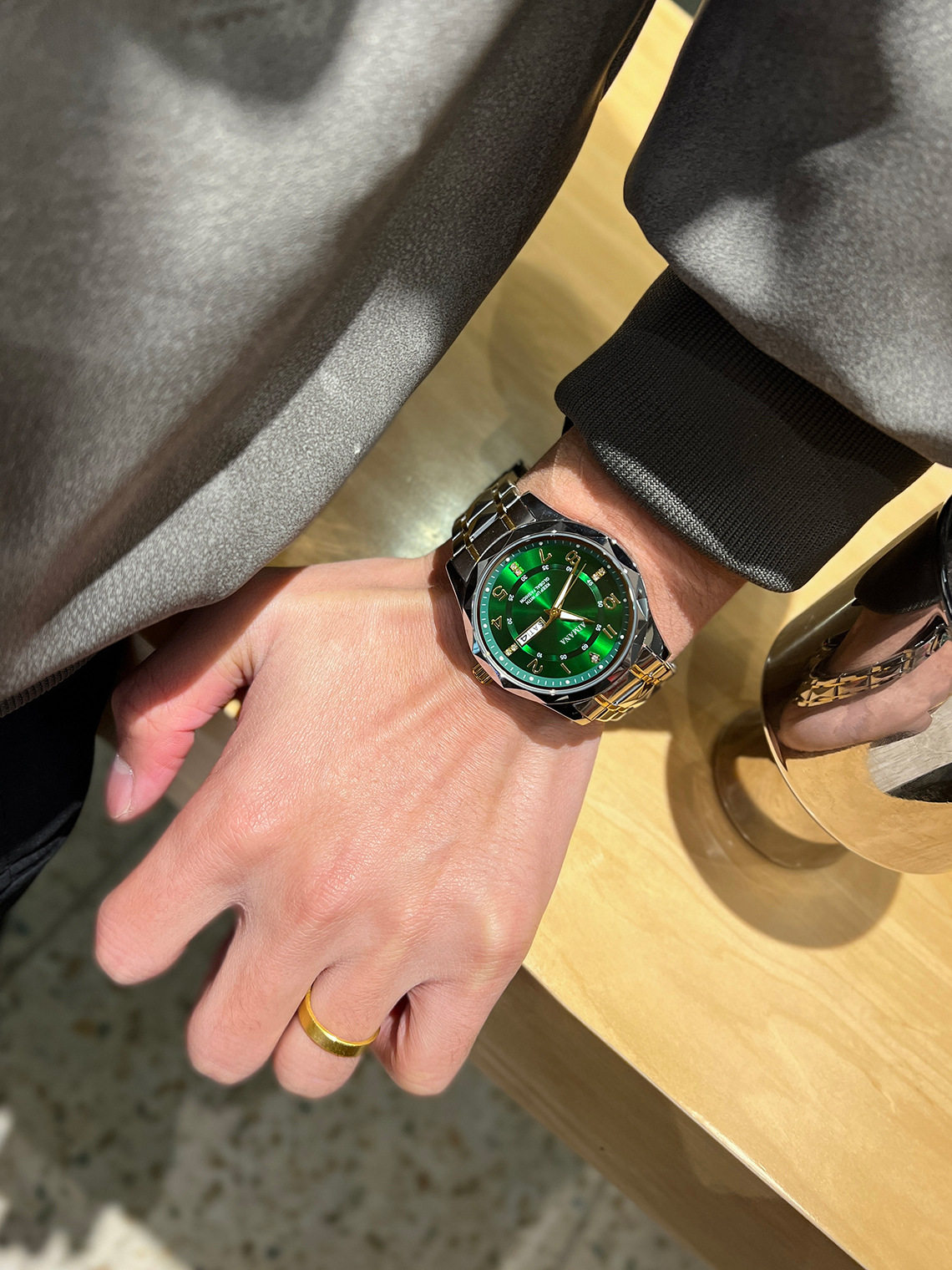 O1CN01iFo7Ij1Y0Df2jCdqj !!2216212932996 0 cib