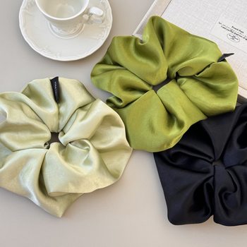 Romantic Spring ~ Fresh Green Retro Large Intestine Hair Band, Ball Hair Rope, Elegant and Fashionable Large Intestine Rubber Band Headband