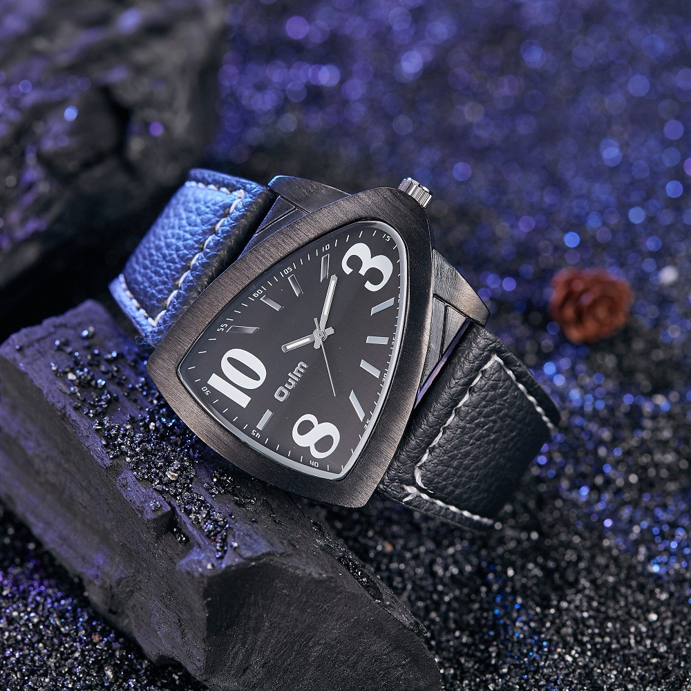 2025 Summer Factory Direct Sales Douyin Popular Creative Triangle Watch Men's Popular Trendy Brand Belt Quartz Watch