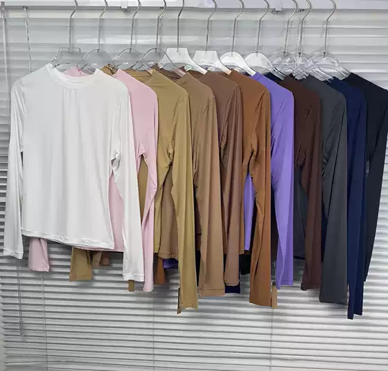 Some New Im*S Valentine's Day New Colors in Stock, Thin Sun Protection Tops, Slim-Fit Long-Sleeve Round-Neck T-Shirts, Long-Sleeve