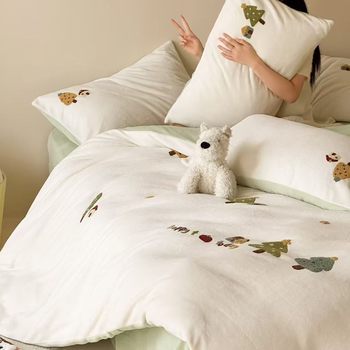 [Warm Winter] Cute and Delicate! Warm Milk Velvet Four-Piece Set