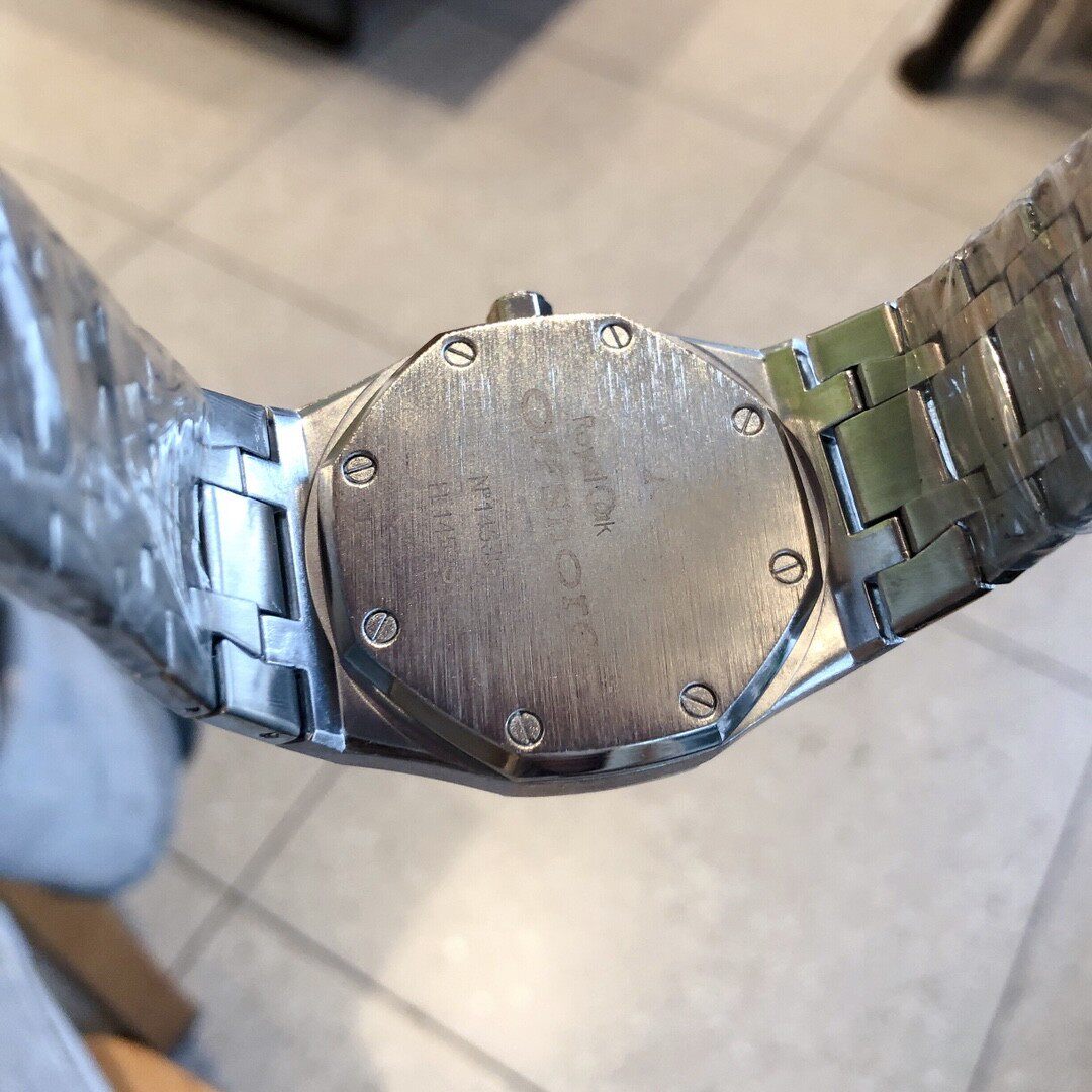 O1CN01iNjQkd1wO51FoKZi4 !!2217020636297 0 cib