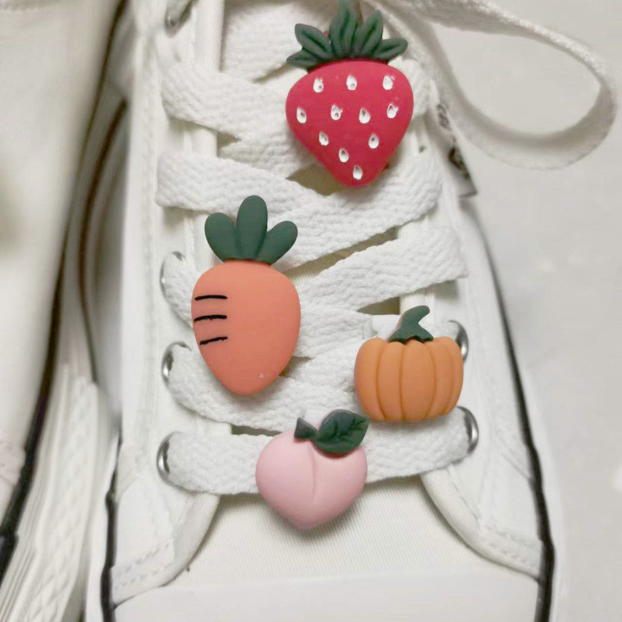 Strawberry carrot Cherry shoelace buckle upper decorative buckle diy accessories detachable children's canvas shoelace buckle