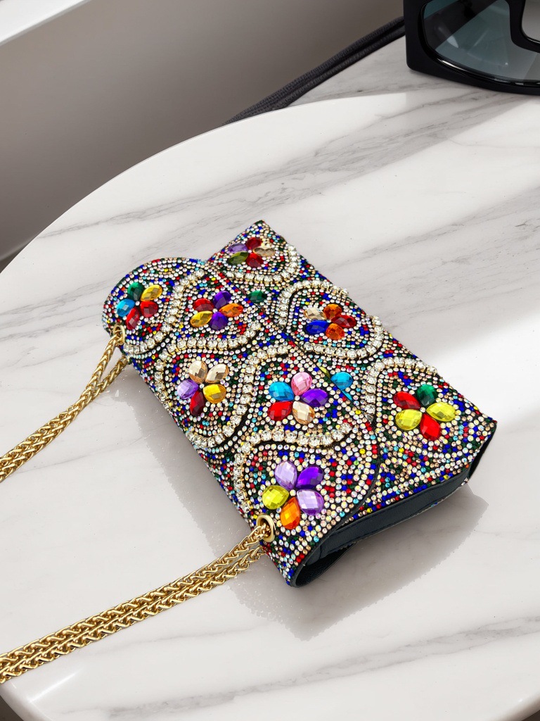 O1CN01iR8h6v24hKdvjdCJa !!2215413327422 0 cib