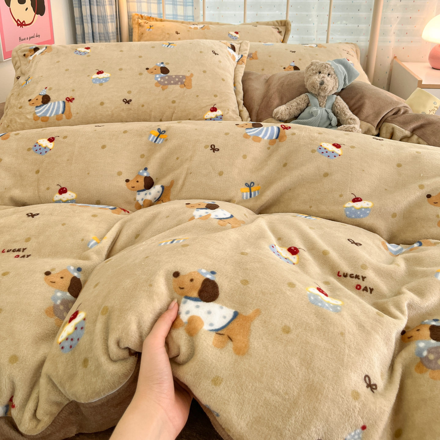 Winter Thickeneded Milk Velvet Bed Four-Piece Set New Coral Velvet Flannel Single Quilt Cover Bed Sheets Three-Piece Bedding Set