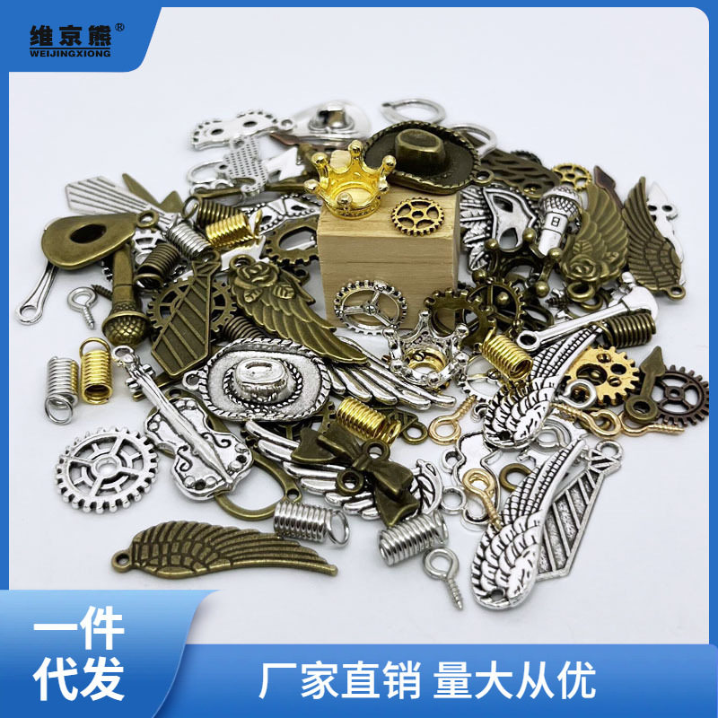 DIY Handmade Wooden Block Robot Keychain Necklace Creative Pendant Material Steampunk Team Building Ginger Tea