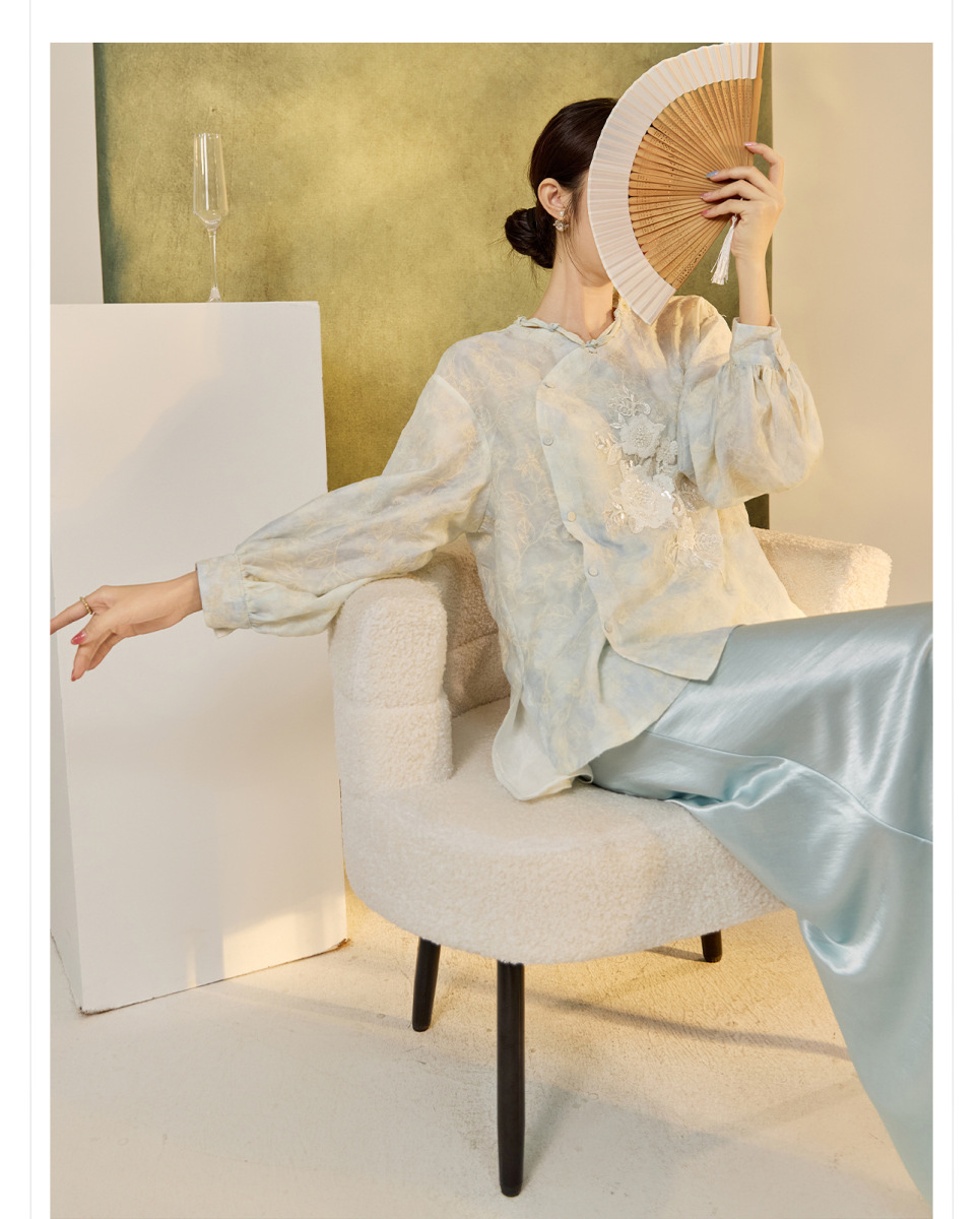 Áo sơ mi nữ dài tay thêu hoa cổ tròn phong cách thanh lịch — Cloud Water Blue (Giao hàng ngay hôm nay), Cloud Water Blue (Giao hàng trong 7 ngày)
