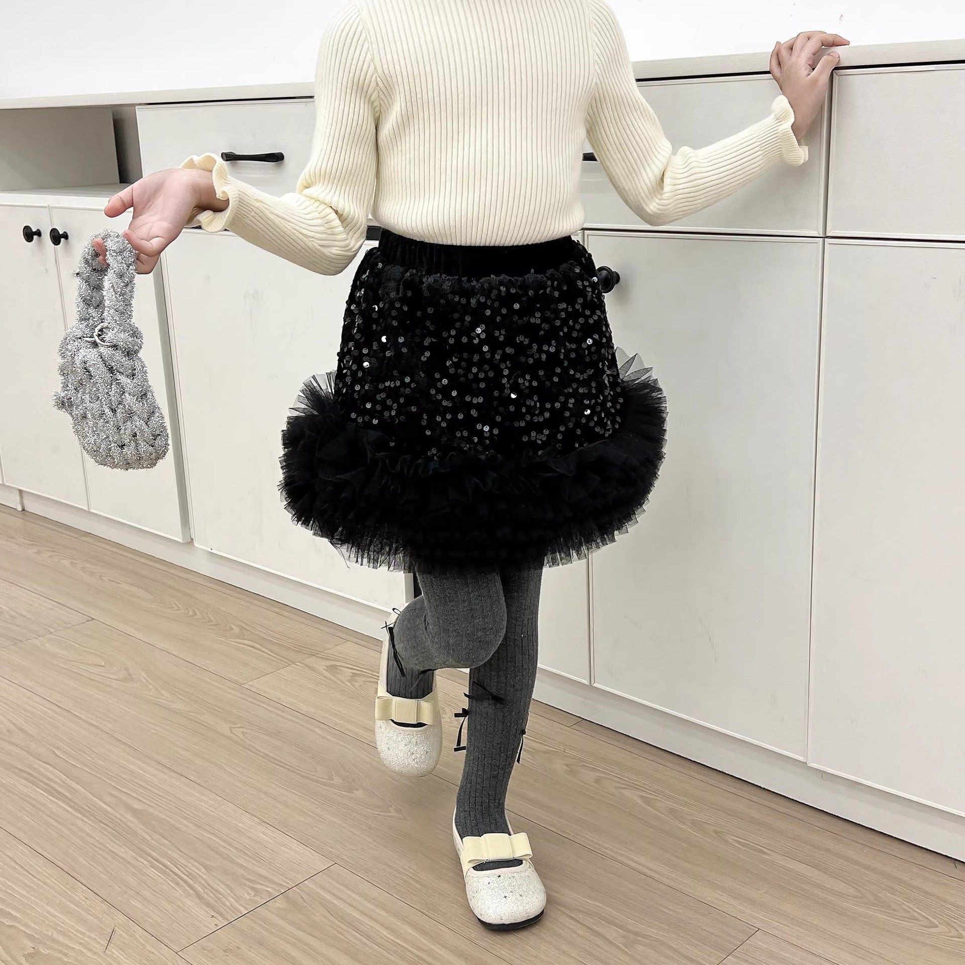 童装冬款女童亮片拜年半身裙甜美百搭蓬蓬短裙红色加绒女裙子,淘宝优惠券,粉丝福利购,淘宝优惠卷