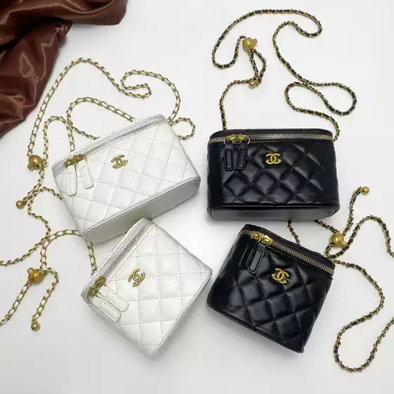 Mini Coin Purse 2024 New Trendy Chanel Style Chain Bag Gold Ball Square Fatty Bag Women's Red Envelope Crossbody Waist Bag