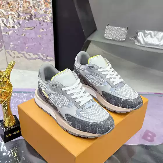 Fashion Retro Colorblock Casual sneaker Comfortable Breathable 2025 New Color Men's Shoes Low Breathable Lightweight Running Shoes