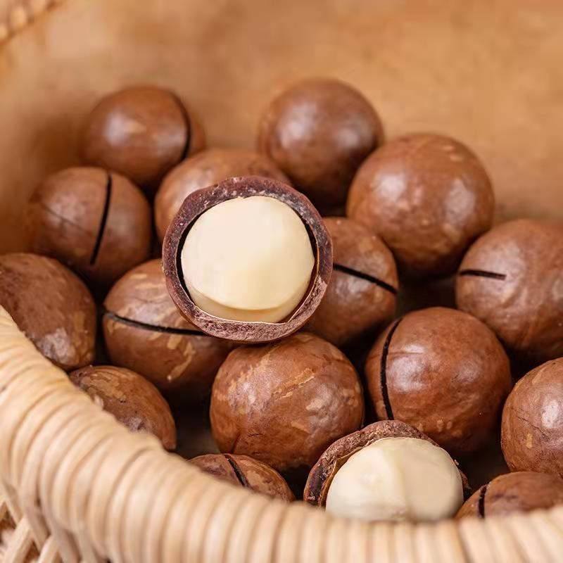 Hawaiian Macadamia Nuts Original Milk Flavor Whole Box Packed Macadamia Nuts Bulk Snacks Dried Fruits New Year Goods Manufacturer Wholesale