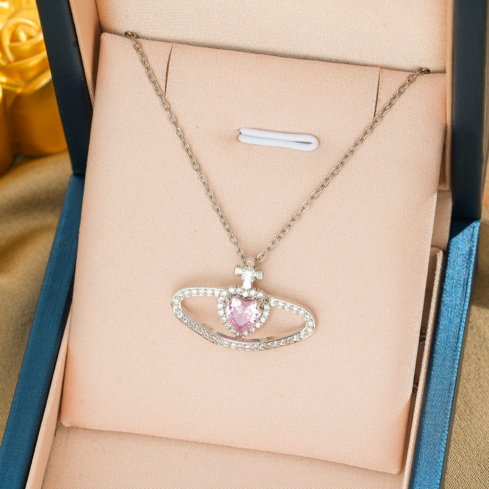 413 ラブ ウエスト クイーン マザー ネックレス - シルバー パウダー