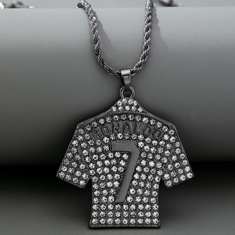Europe and the United States cross-border trend hip-hop World Cup gold-plated diamond C Luo No. 7 jersey pendant necklace necklace manufacturers wholesale