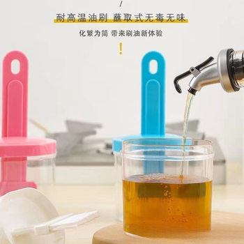 Oil Brush with Bottle for Household High-Temperature Resistant Kitchen Pancake Oiling, Edible Seasoning Bottle, Barbecue Oiling, Other Silicone