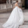 Новый стиль свадебного платья, мечтательный круглый вырез, тонкое кружево 