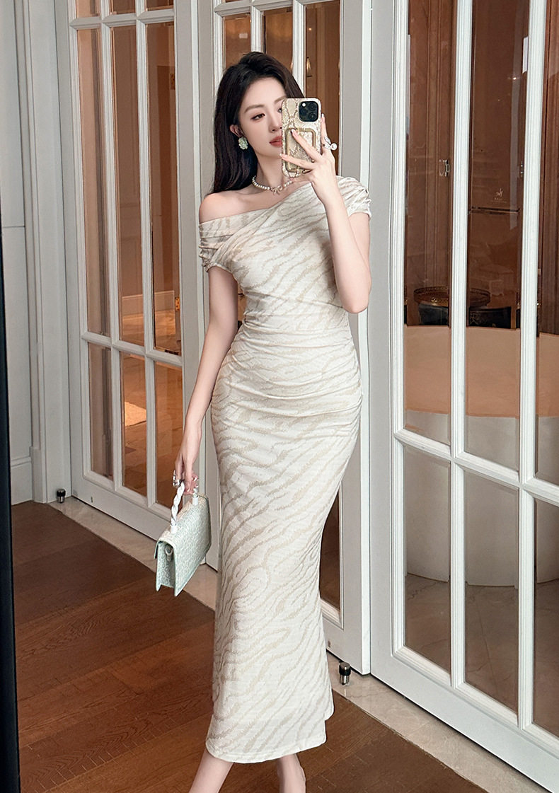 Đầm ôm body nữ dáng dài tay ngắn cổ yếm kẻ sọc phong cách Pháp — [Màu hồng đào] chi tiết 4