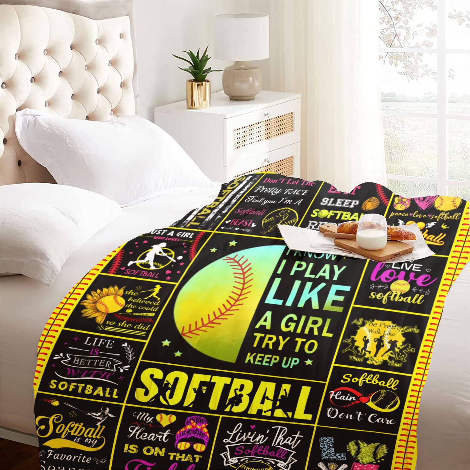 Softball Fans Gift Blanket Soft and Comfortable Flannel Warm Home Essential Printed Blanket for Men and Women Gift