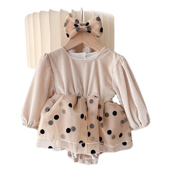 2026 Autumn Baby Clothes Sweet Organza Romper for Girls New Polka Dot Triangle Crawling Suit with Socks