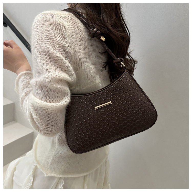 O1CN01itDekX1L08aAoUHfF !!2216157661236 0 cib