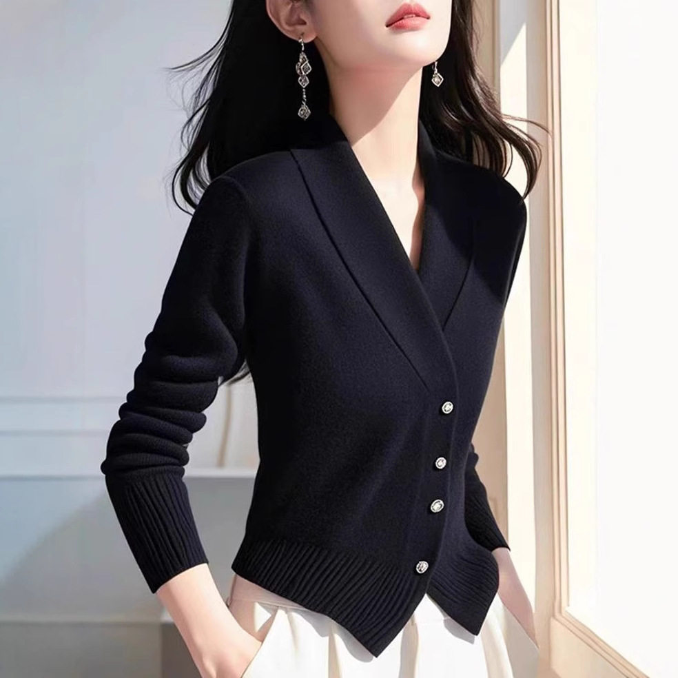 เสื้อสเวตเตอร์สีดำที่ไม่ซ้ำกันและสวยงามสไตล์ฝรั่งเศส คุณภาพข...