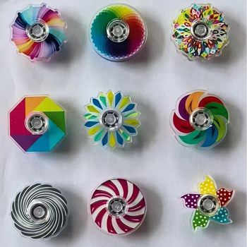 Manufacturer's Supply Cross-Border Double-Sided Colorful Fingertip Spinner Acrylic Rainbow Color Finger Spinner Decompression Toy