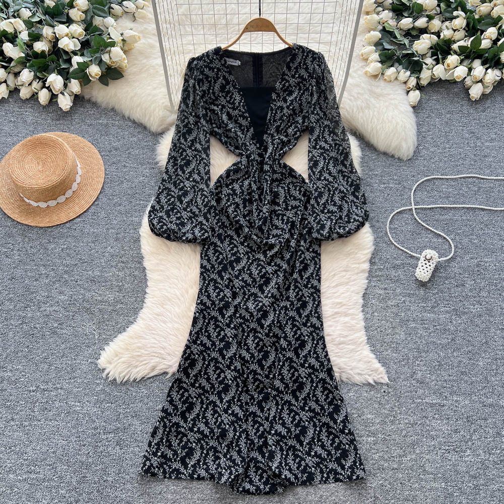 Elegant V Neck Floral Print Dress Lantern Sleeves Slim Fit Long Mermaid Style Perfect for Formal Occasions