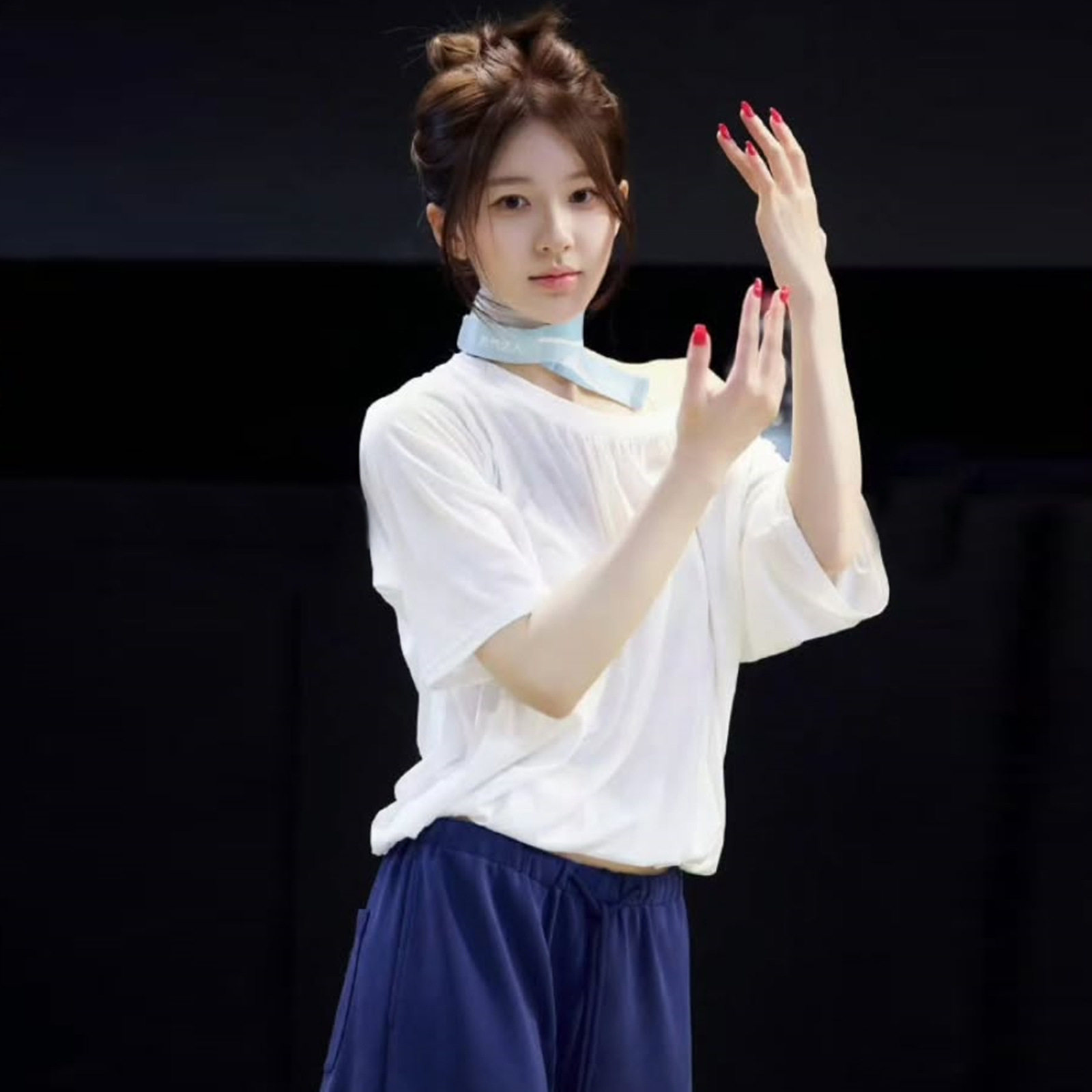 Fashionable Loose Off Shoulder Short Sleeve Top and Pants Set Summer Style Versatile Design Comfortable Fit Wholesale