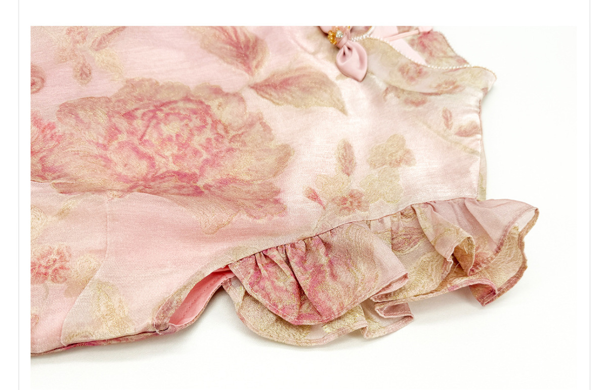 Đầm áo dài cách tân dáng ngắn cổ đứng thắt eo họa tiết hoa vải jacquard — Màu hồng