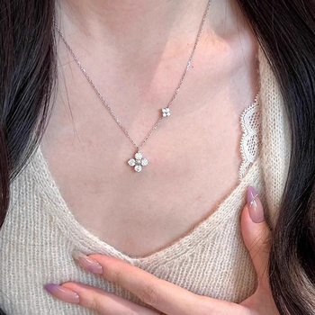 Super Flash Zircon Twin Four-leaf Clover Necklace Women's Light Luxury Texture Floral Neck Chain All-match High-grade Exquisite Fashionable Clavicle Chain