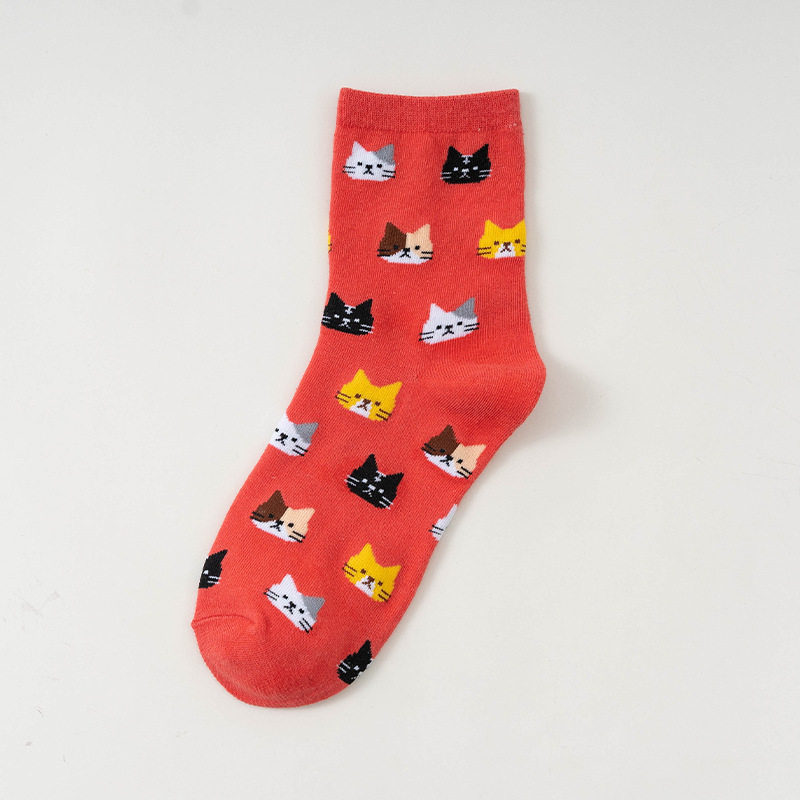 春秋新款卡通直板狗中筒袜棉质袜子女 诸暨厂家批发