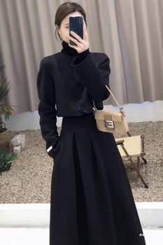 New Autumn and Winter Fragrance Large Size Suit, Elegant High-Waisted Jacket, Skirt, Slimming French Two-Piece Set, Pair of Socks