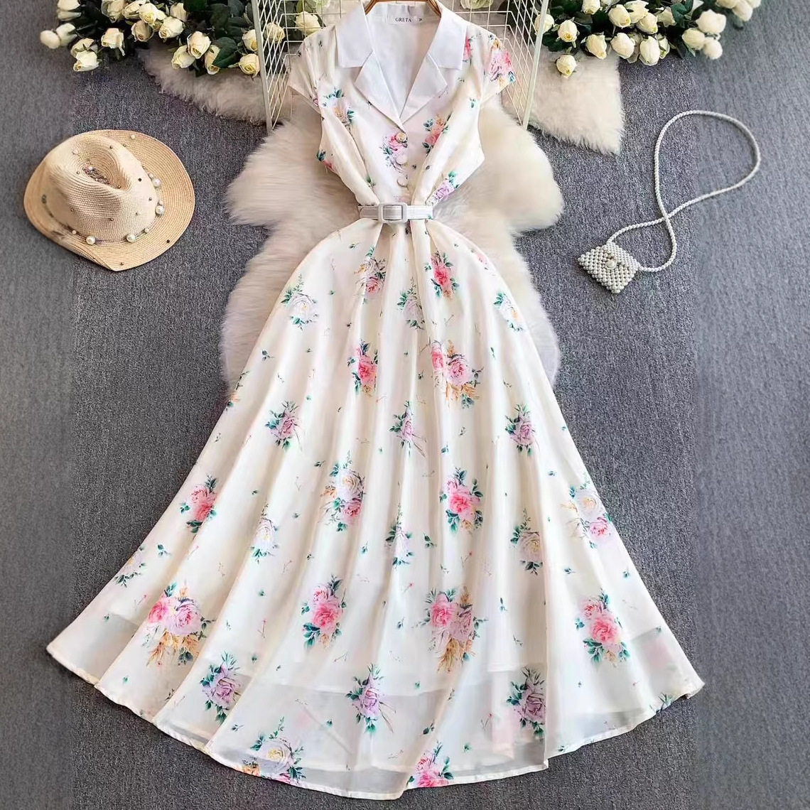 Vintage Floral Sleeveless Dress V Neck Waist Defined A Line Flowy Skirt Summer Vacation Style Wholesale Available