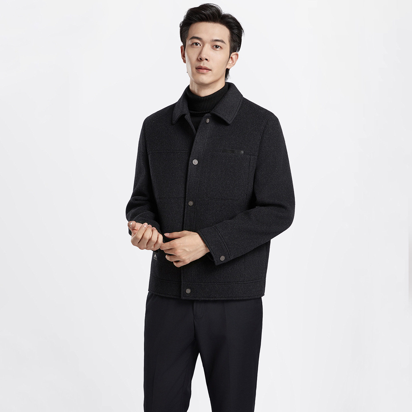 W986 màu đen