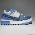17 Blue/White