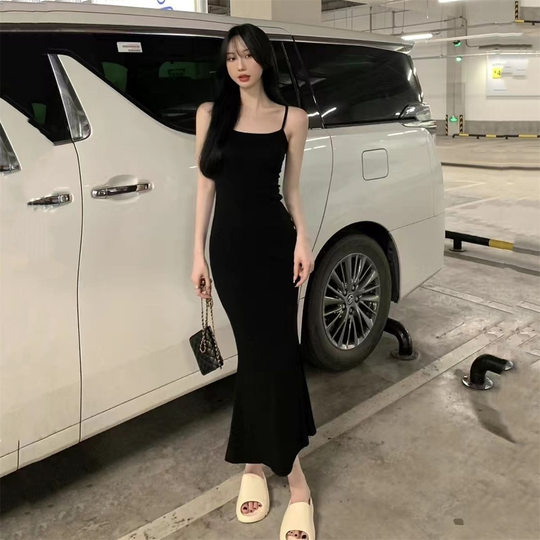 2025 Sweet Spice Sleeveless Waist Backless Sling dress Women's Summer Pure Elegant Fishtail Hip Dress