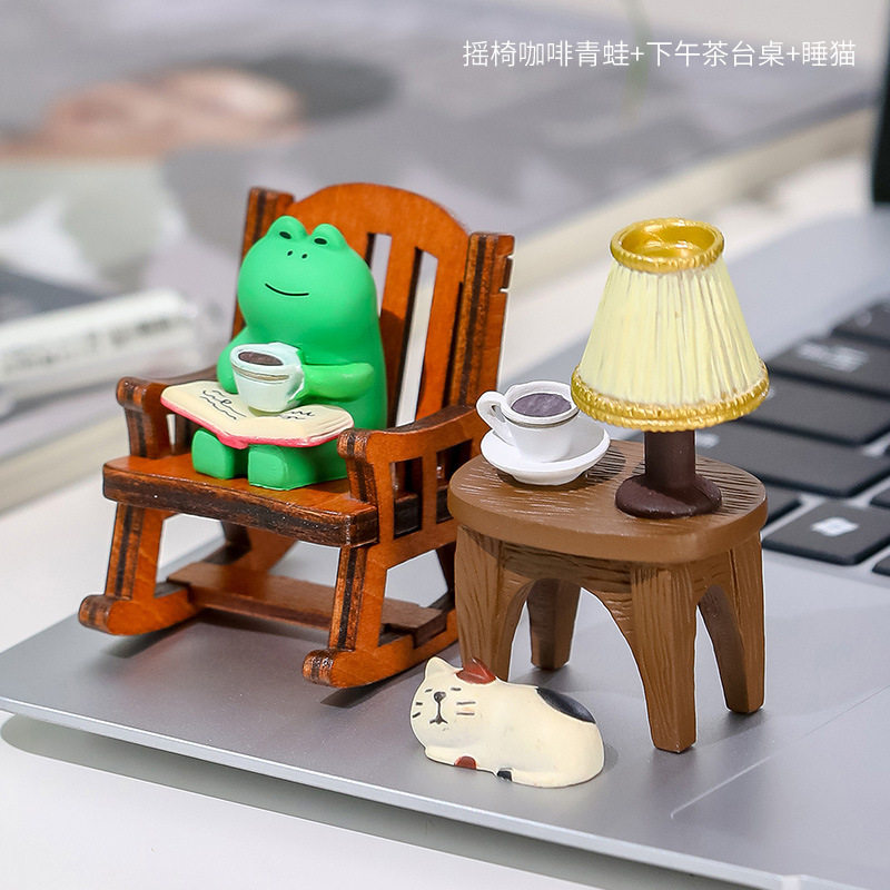 Ruijie Cartoon Cute Frog Ornament Office Desktop Stress Relief Decoration Good Item Workstation Decoration Gift Figurine