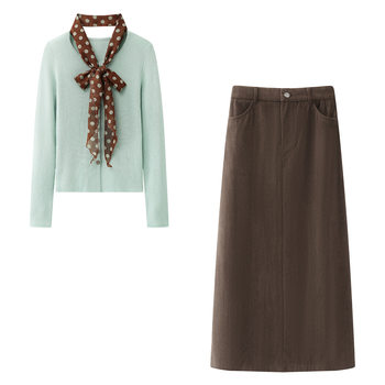 2025 Autumn and Winter New Korean Style Skirt Suit Women's Niche Slim Wool Sweater Two-Piece Top