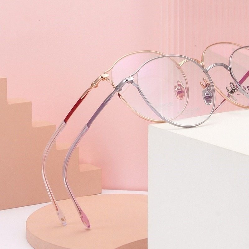 Special Clearance Sale Half-Titanium Eyeglass Frames Trendy Women's Eyeglass Frames Round Frame Square Frame Men's Prescription Eyeglasses Frames