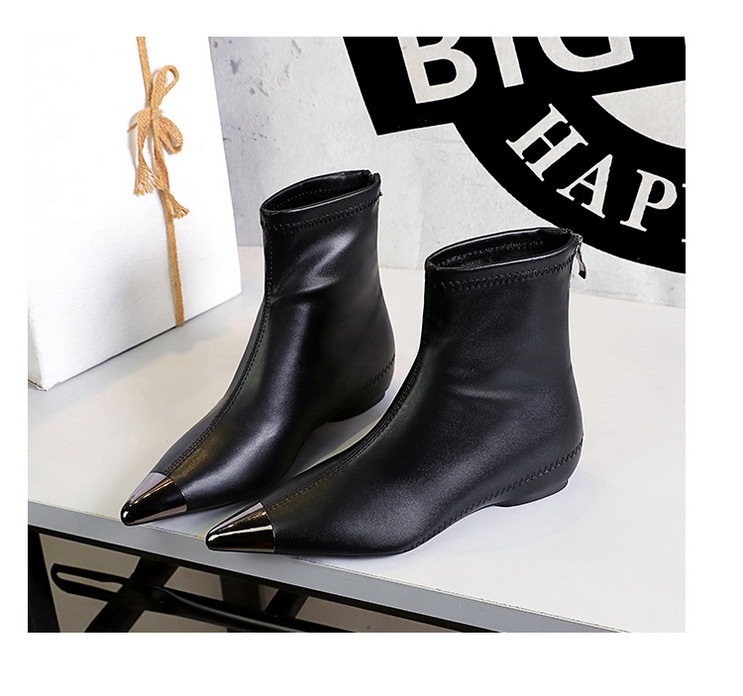 Boot nữ cổ thấp mũi nhọn khóa kéo sau, gót thấp lót lông giữ ấm — Đen lót một lớp, Màu đen lót nhung