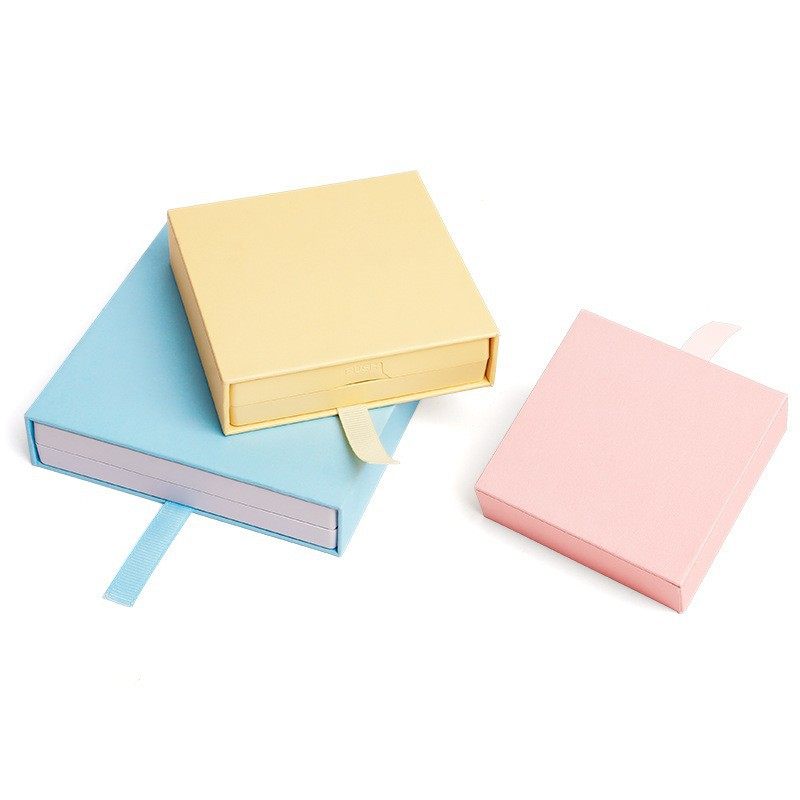 Drawer type jewelry storage box anti-oxidation PE film suspension box jewelry display box bracelet jewelry box source factory