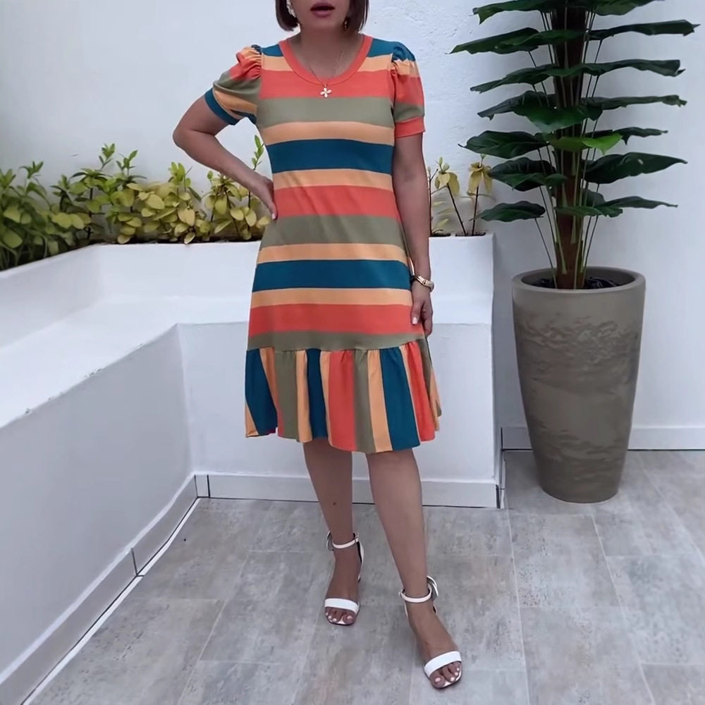 Summer Casual Color Block Floral Print Short Sleeve Round Neck Dress for Women Trendy Design Perfect for Daily Wear